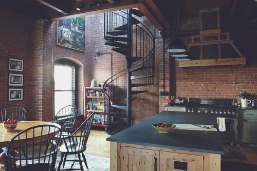 Top 4 Reasons Why You Should Convert Your Loft